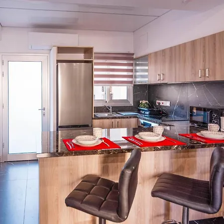 Mackenzie Apartment Larnaka