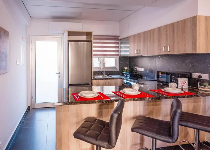 Mackenzie Apartament Larnaca